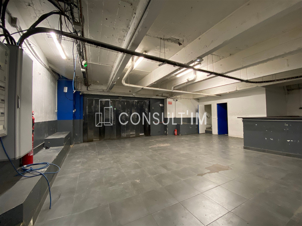 Local commercial - Atelier - Garage - Bureaux