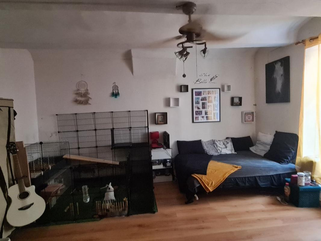 IMMEUBLE AVEC SIX APPARTEMENTS