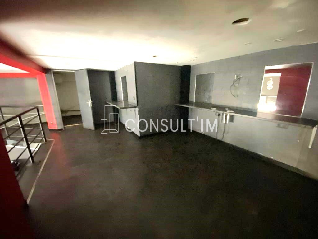 Boutique à louer rue de belleville