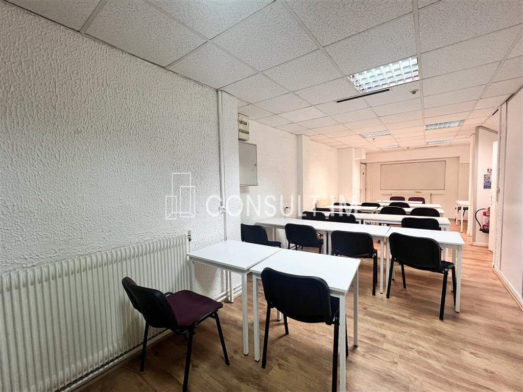Bureaux ERP/PMR entre République et Bastille