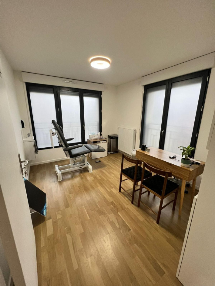 LOCATION CABINET INFIRMIER