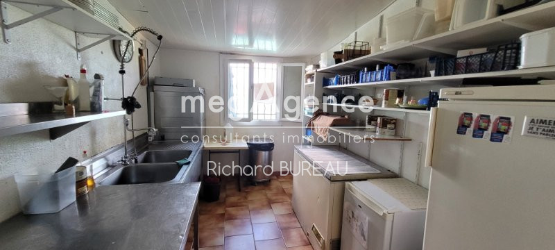 Une belle opportunité, local avec extérieur