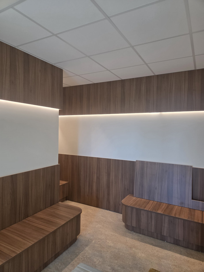 local 14m2 lumineux dans un cabinet de sage femme tout neuf
