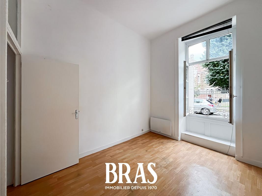 Immeuble / Maison-  4 lots - Dobré