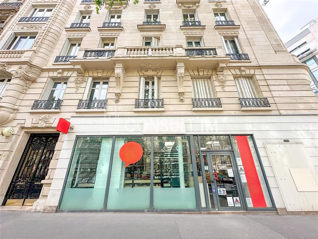 Boulevard Malesherbes, boutique à louer
