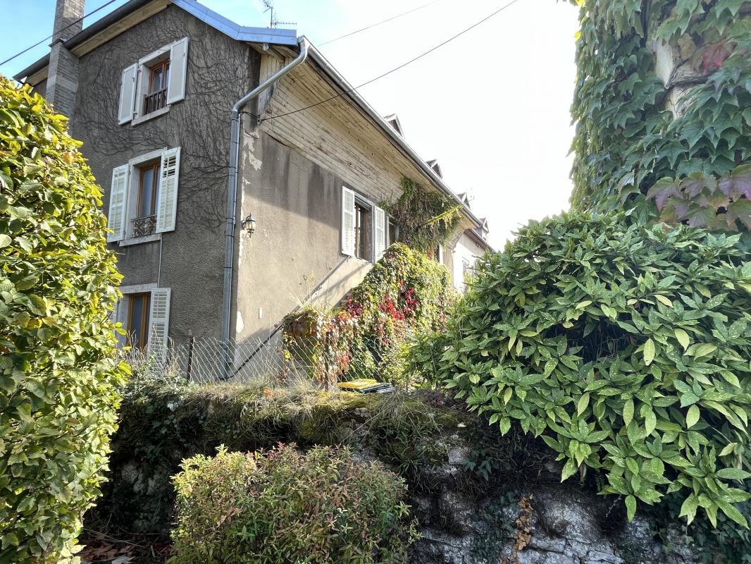 Immeuble - 300 m2 - PONT DE ROIDE