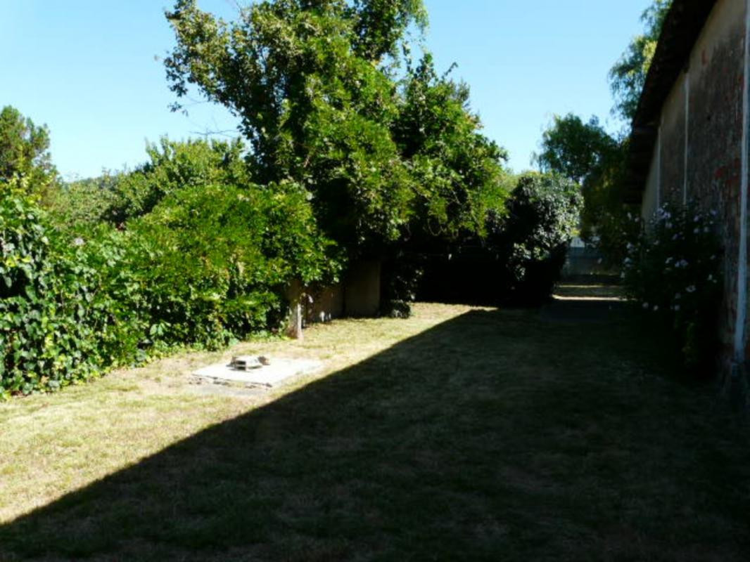 Immeuble BON ENCONTRE Terrain 1138 m²