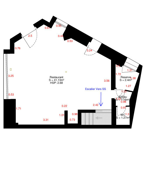 Boutique d'angle de 65 m²