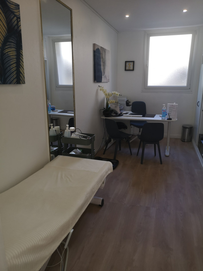 Local professionnel à Vanves