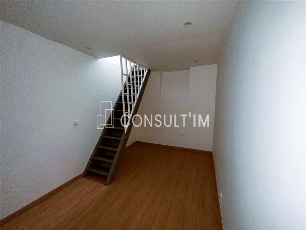 A proximité de l'Avenue Charles de Gaulle, une boutique de 34 m² en location pure disponible !