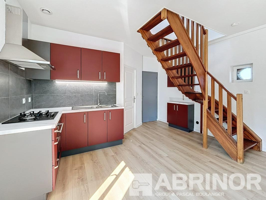 IMMEUBLE DE RAPPORT COMPRENANT 3 APPARTEMENTS