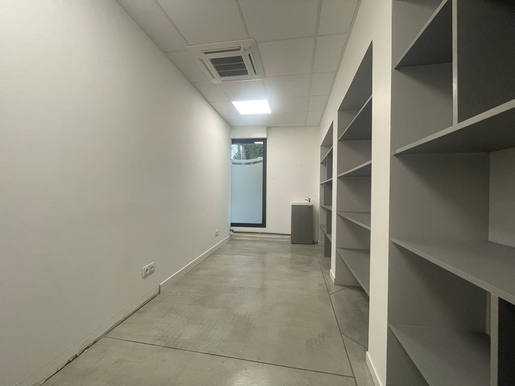 Centre médical / Bureau / Local commercial hyper centre Wasqueh