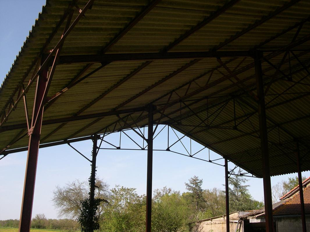 Heres : Hangar agricole de 300 m²