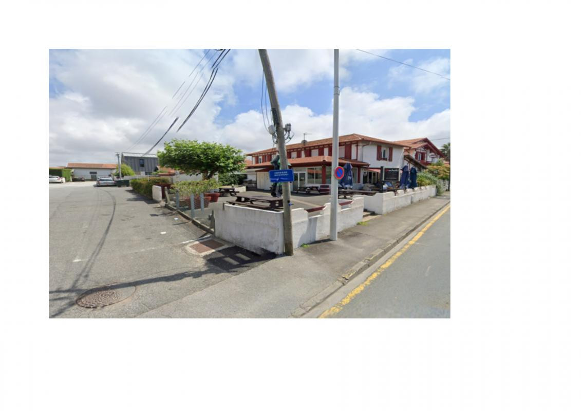A VENDRE – BIARRITZ Aéroport - EMPLACEMENT IDEAL – FORT POTENTIEL