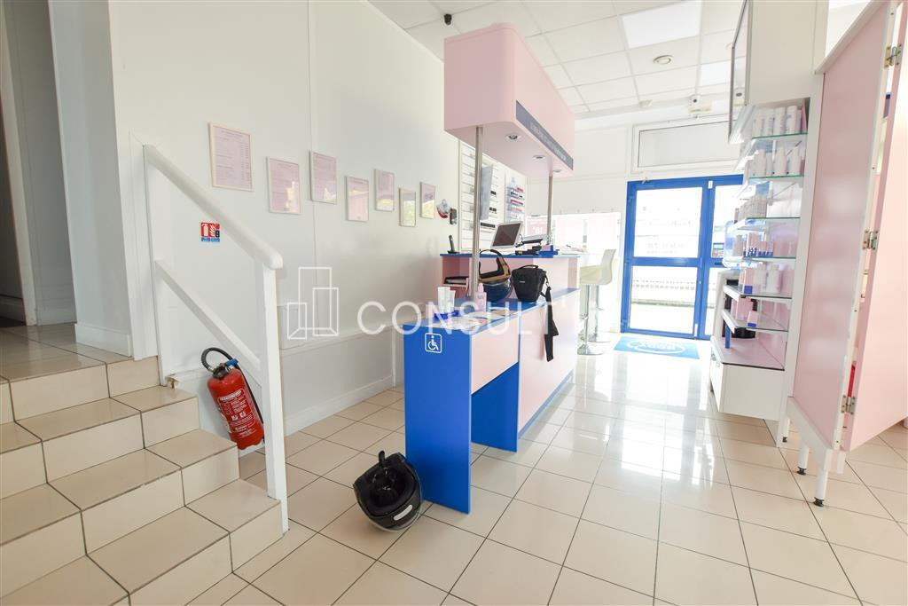 Boutique à louer dans le centre ville de Colombes
