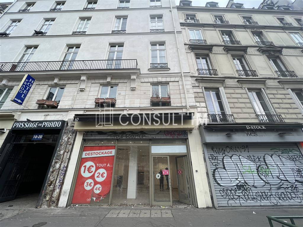 Boutique en location pure EMPLACEMENT PRIME - entre KFC et McDonald avec possibilité d'extraction