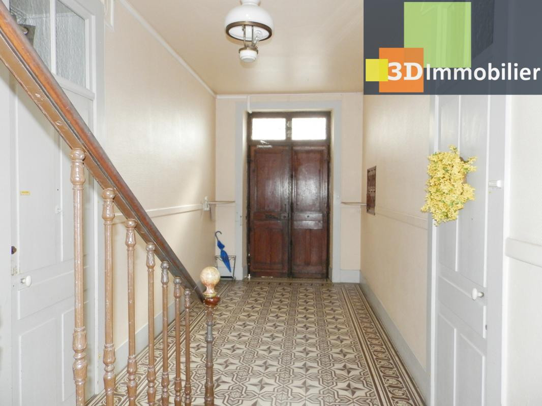 LONS-LE-SAUNIER (39), SPECIAL INVESTISSEURS : IMMEUBLE 9 logements LOUÉS + 4 garages