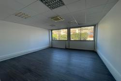 LOCAL PROFESSIONNEL DE 125 M²  ENVIRON - ESTAQUE GARE - 13016