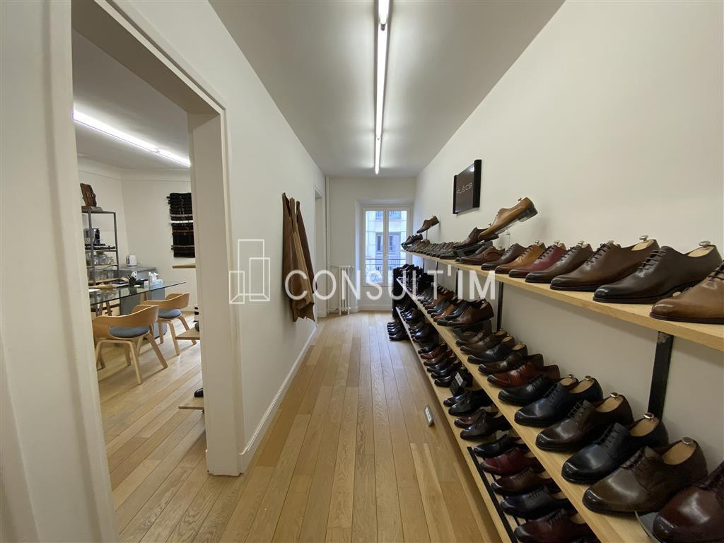 Charmant bureaux sur parquet