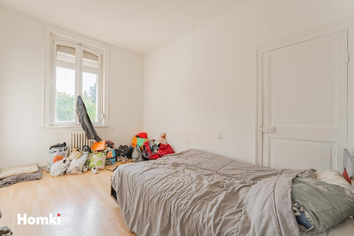 Sin Le Noble immeuble de Rapport 3 logement et cellule commerciale