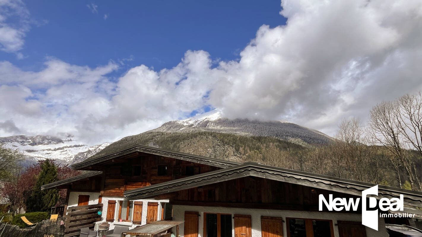 IMMEUBLE 3 APPARTEMENTS  TYPE CHALETS HORIZONTAL - LES HOUCHES