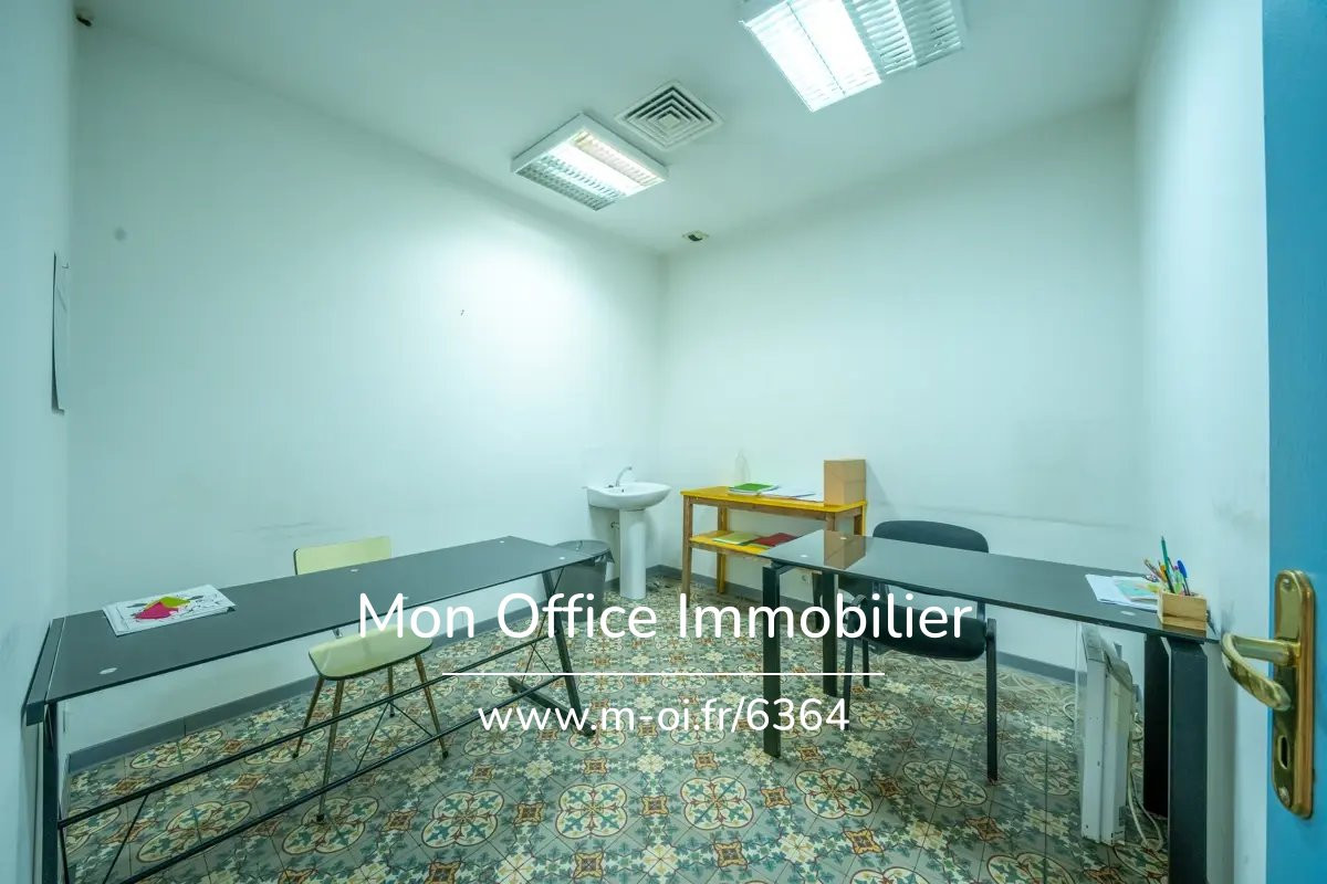 Référence : 6364-CLA. - Local Professionnel dans le quartier de Noailles (13001)