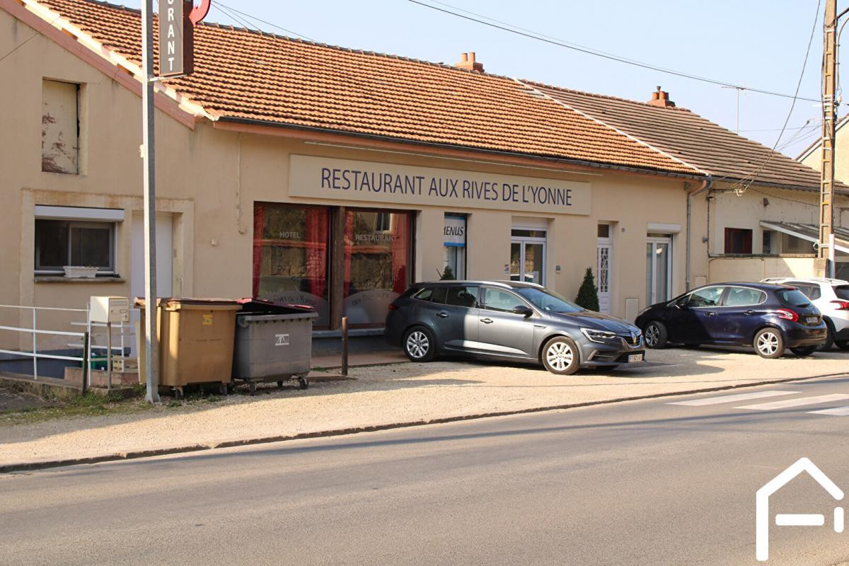 RARE IMMEUBLE DE RAPPORT 600M² AU BORD DE L'YONNE