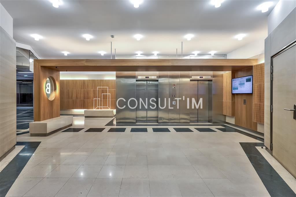 Pont de Saint Cloud, bureaux de 793 m²