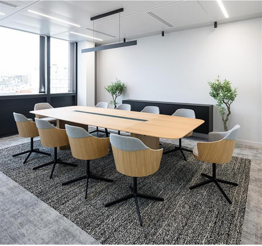 A louer bureaux Plug and Play et en parfait état dans un immeuble avec un rooftop de 400m²