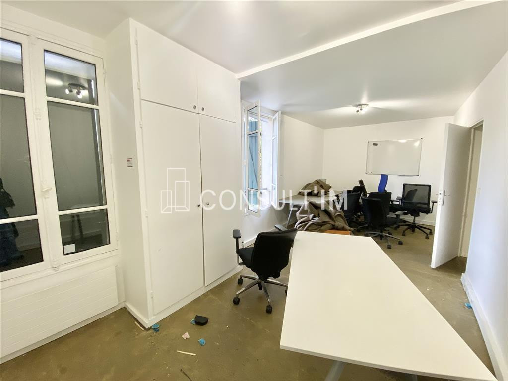 Bureaux Lumineux dans un cadre idyllique !