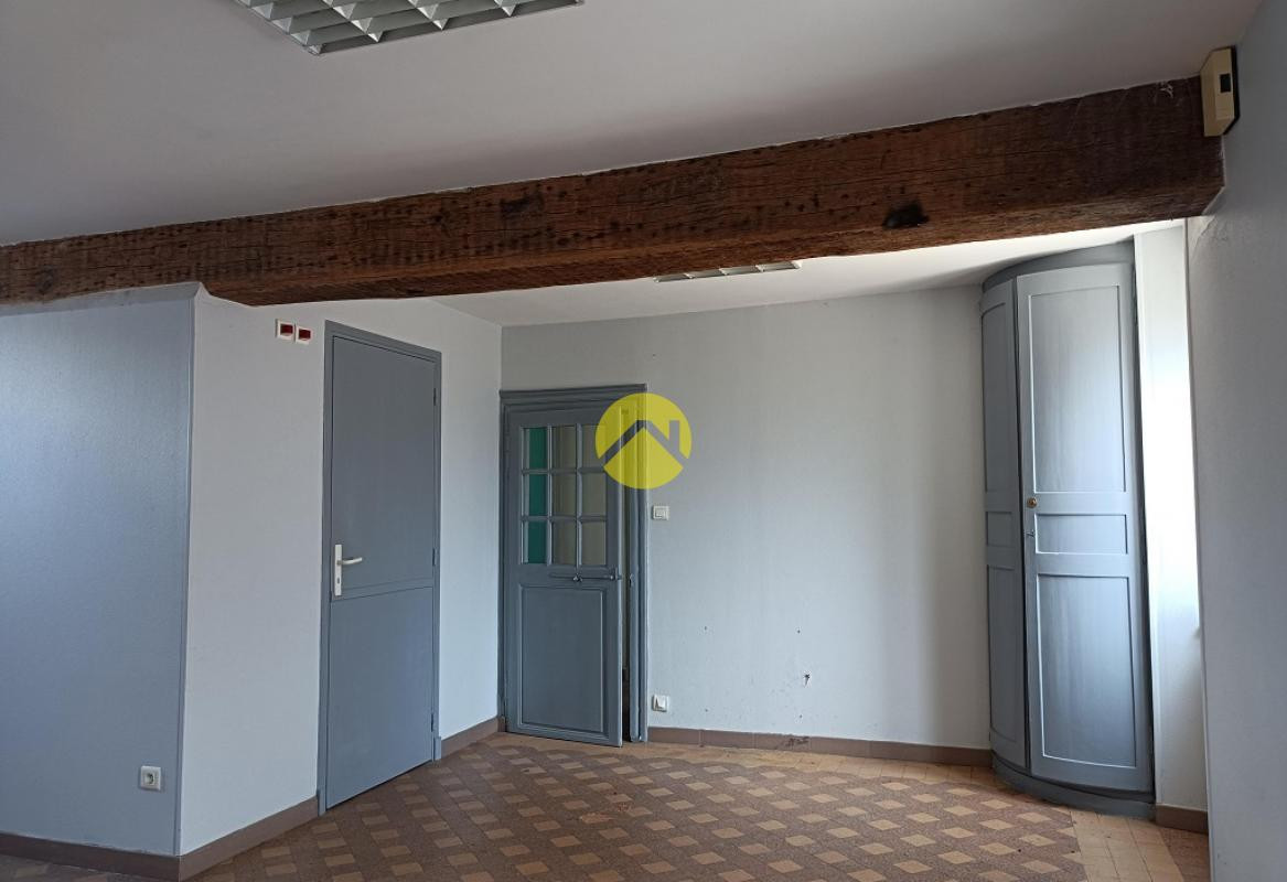 LOCAL COMMERCIAL ET LOGEMENT