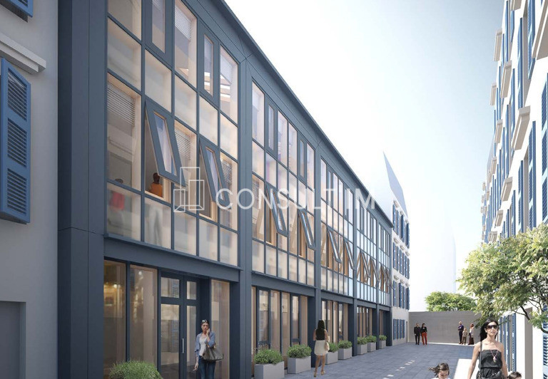 Immeuble indépendant de 760m² REFAIT A NEUF
