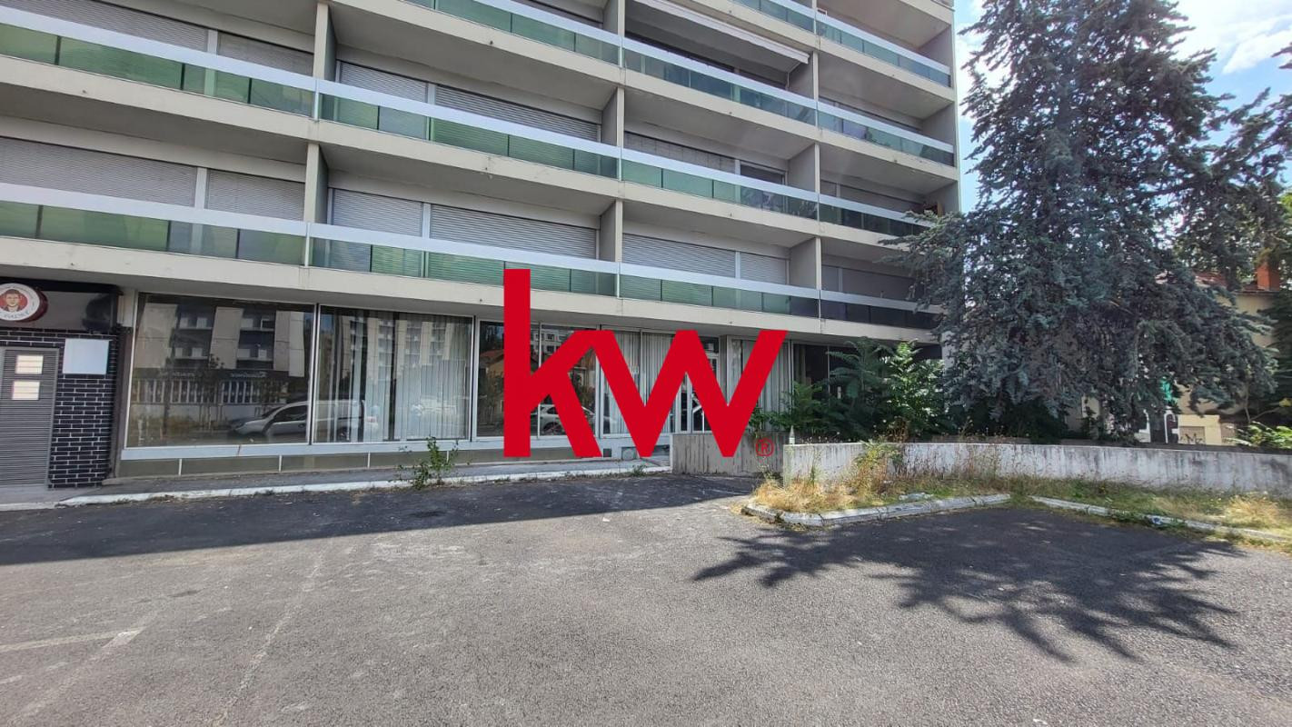 Bureaux CLERMONT-FERRAND 173.8 m2