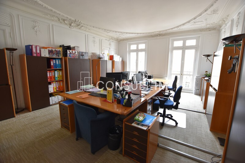 A louer bureaux dans un immeuble de standing