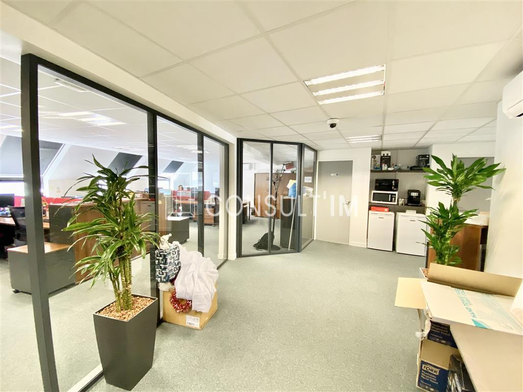 Bureaux à louer en très bon état et climatisé