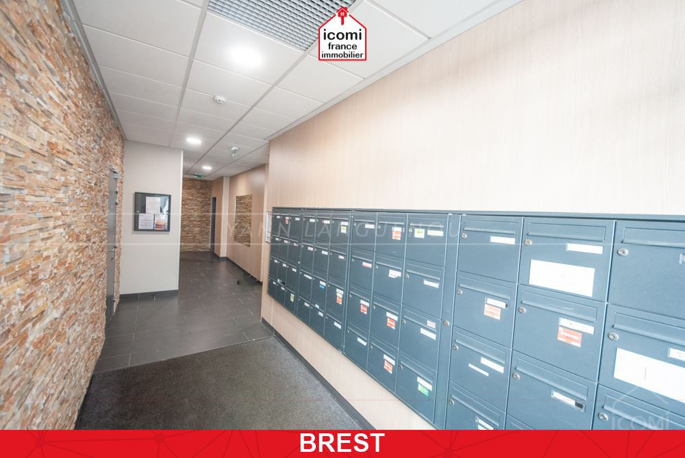 FINISTERE - Brest (29200) - À VENDRE - LOCAL 140 M²  - REZ-DE-CHAUSSÉE - GRANDE VISIBILISÉE - CENTRE-VILLE - À SAISIR