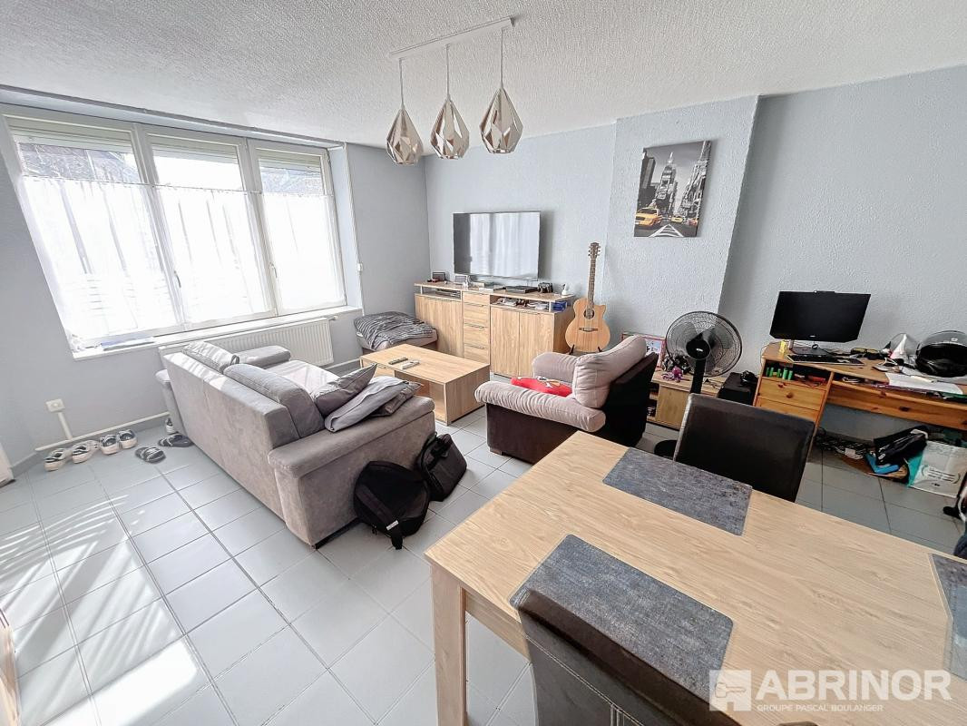 IMMEUBLE DE RAPPORT COMPRENANT 3 APPARTEMENTS