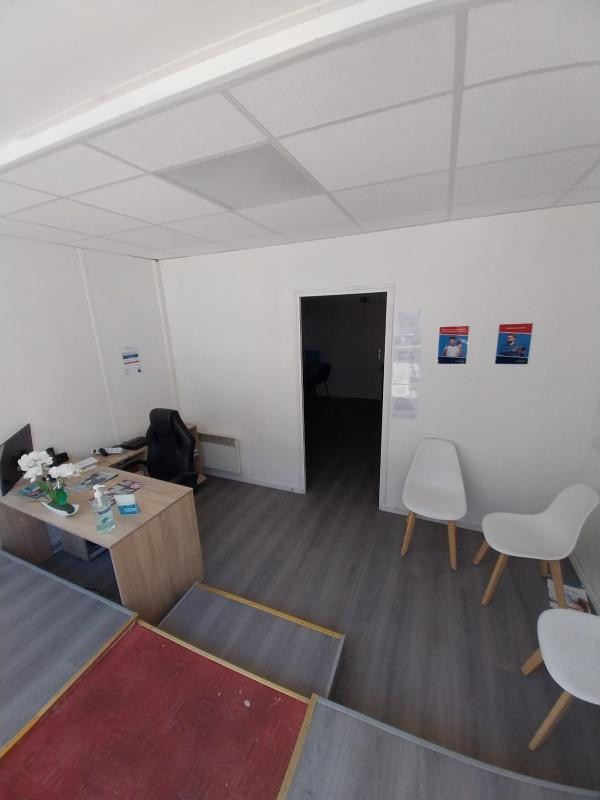 Local professionnel  34m² BOURGES