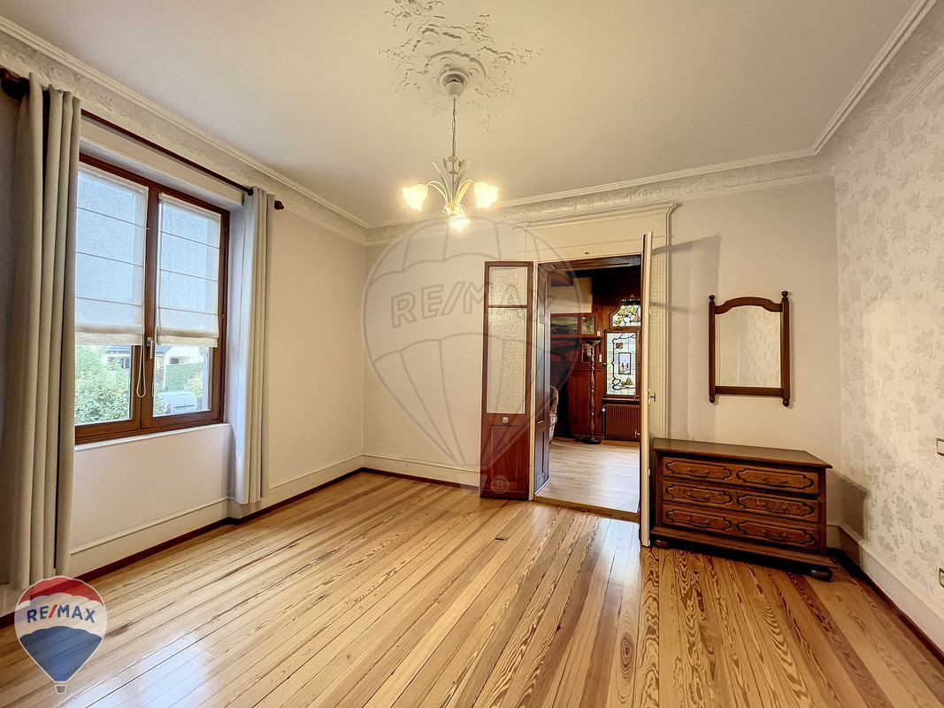Immeuble 7 chambre(s) à vendre