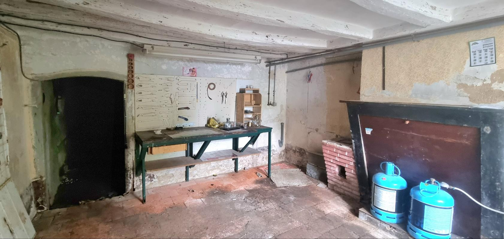EN VENTE  A LA TOURLANDRY - Immeuble Locatif Libre - 2 Logements