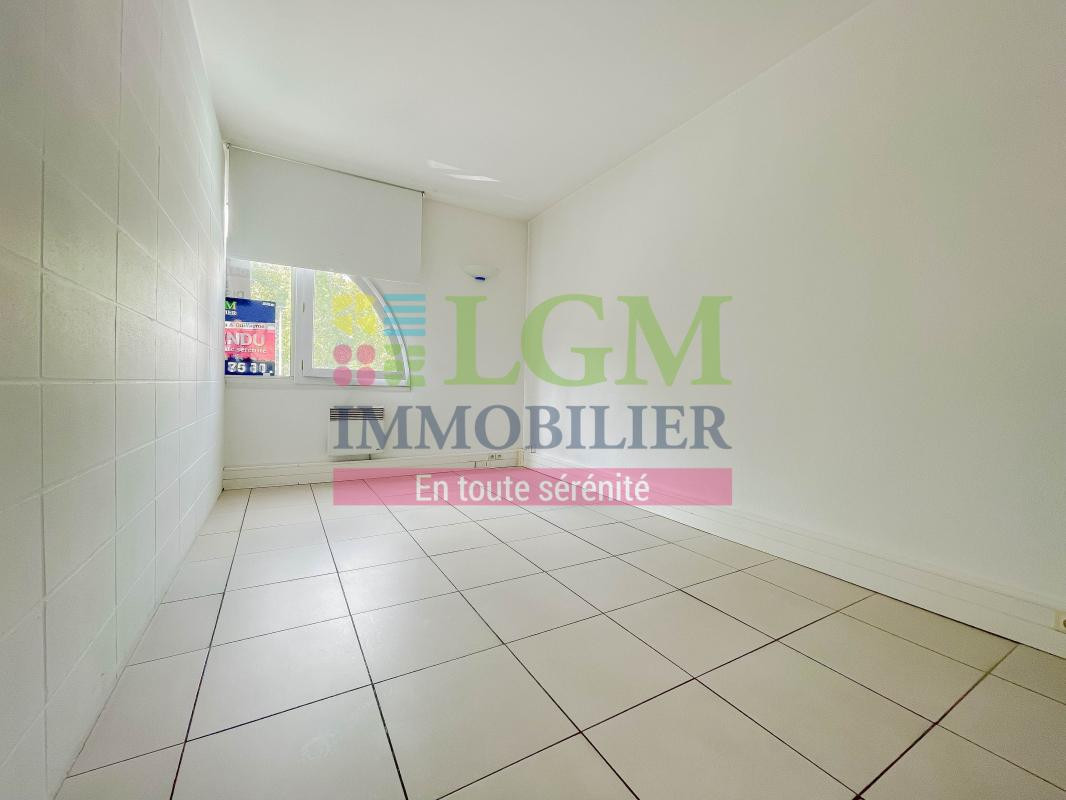 MONTPELLIER - PRES D'ARENES, bureaux de 100m2 + cellier