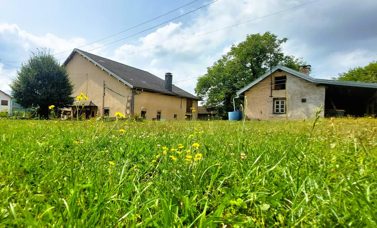 130KM de BALE/SAINT LOUIS - 1000 ETANGS - ANCIENNE FERME 200 M² HAB. - DEPENDANCES - Village 350hab. (350)