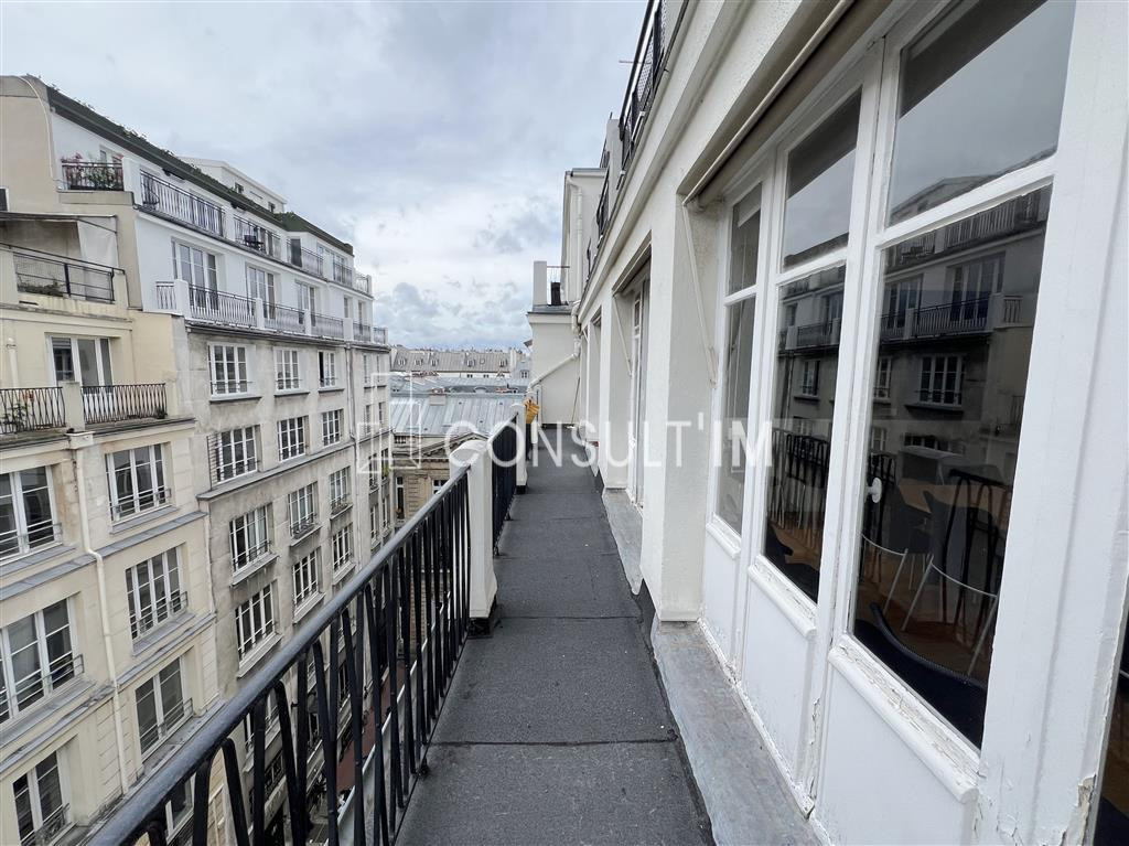 A louer, bureaux très lumineux style loft dans la Cité Paradis
