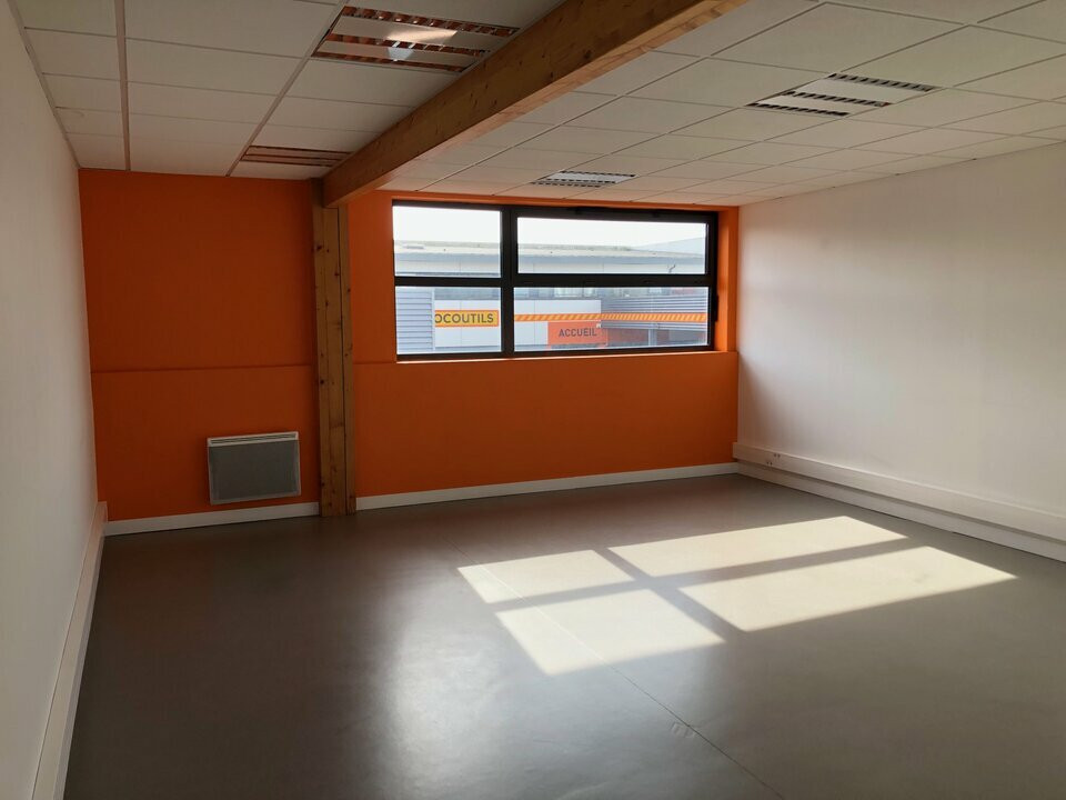 BUREAUX à louer
