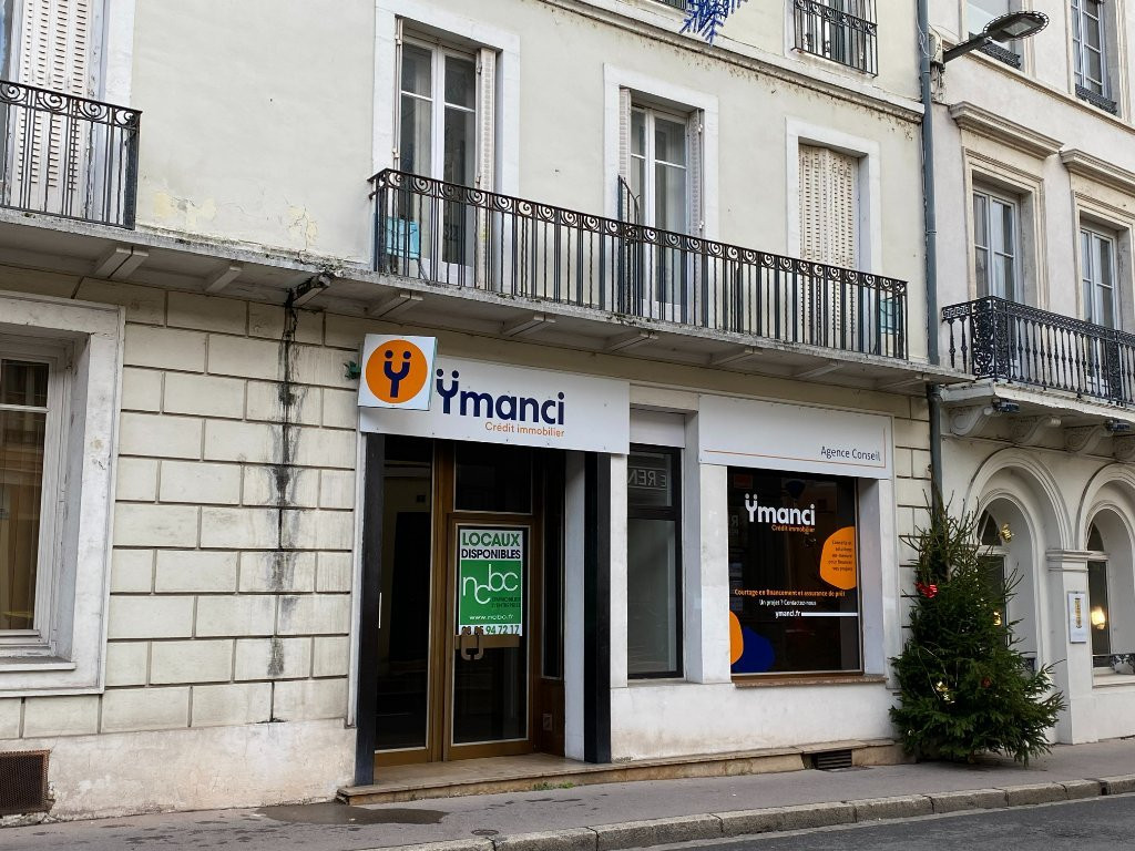A LOUER - LOCAL COMMERCIAL / BUREAUX