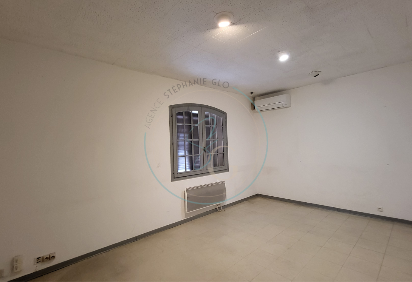 COGOLIN -  LOCAL A USAGE PROFESSIONNEL, location annuelle