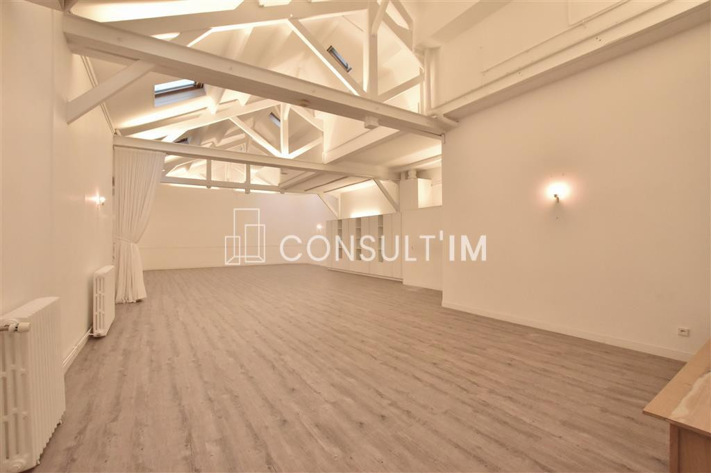 A louer bureaux proche métro Pereire Porte de Champerret ACCES PMR