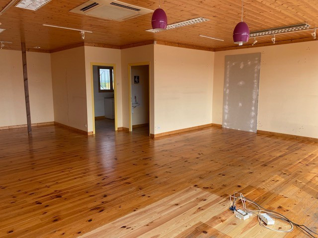 Montrevel en Bresse - A louer local commercial