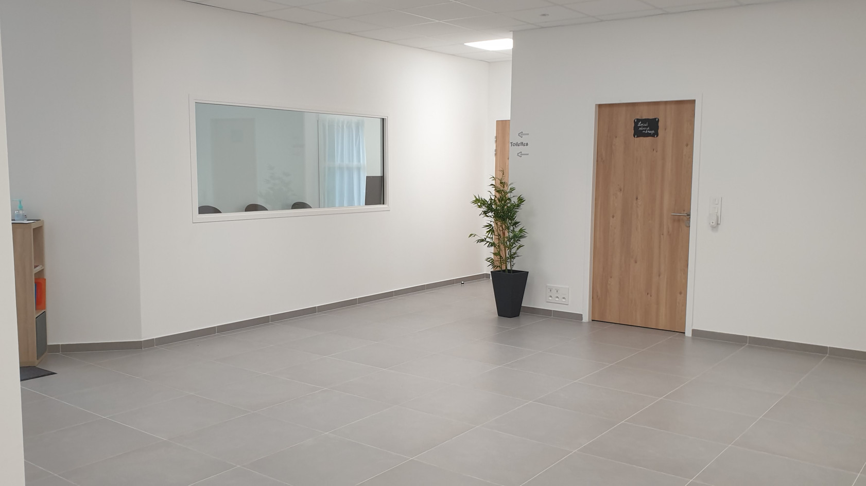 local de 20 m² dispo de suite au sein d'une maison médicale neuve