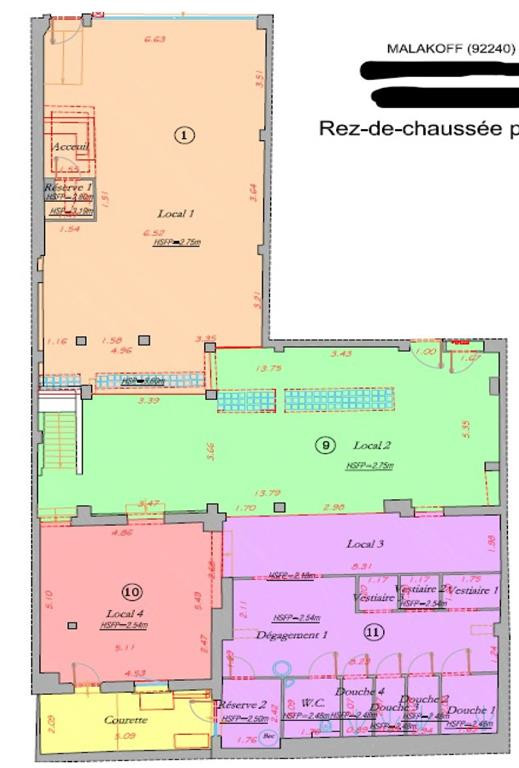 En location pure sans pas de porte ni cession, boutique de 308 m²